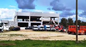 Una lunga scia quella dei cosiddetti incidenti verdi, vale dire quelli che si verificano, spesso con esito mortale, a bordo di macchine agricole. Crolla Il Solaio Di Un Capannone A San Michele Muore A 48 Anni Imprenditore Di Ostuni Ostuni News