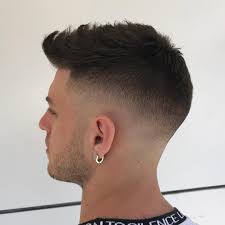 frisurtrends 2019 barbier lo sceicco modische frisuren frisuren haarschnitt manner