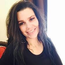 Lori Maye's Instagram, Twitter & Facebook