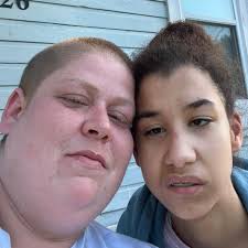 Kayla Cram in людзі