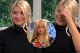 Holly willoughby's new show the real games has been temporarily cancelled due to health and. Holly Willoughby Reveals She Was Mistaken For A Sex Doll By This Morning Crew Member Belfast Live