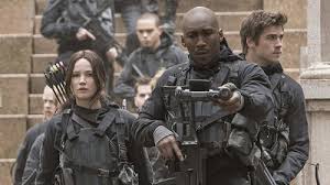 Arrow keys = run.a = use weapon.s = interact.d = use item. Sinopsis The Hunger Games Mockingjay Part 2 Film Francis Lawrence Tirto Id
