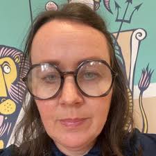 Dr Beth Richards (@BethRichards116)