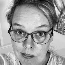 Warrior Women with Angel Wings: Illuminate your Joy: Sturgeon, Sundi:  9781728852607: Amazon.com: Books