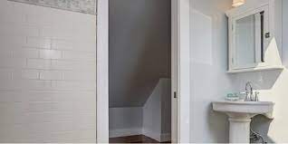 Yes, you can use acrylic eggshell paint on bathrooms. What Type Of Paint For Bathroom