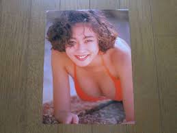 切り抜き】 小松千春 3枚6ページ 水着等