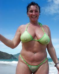 Curvy bikini matures xxx - MatureHomemadePorn.com