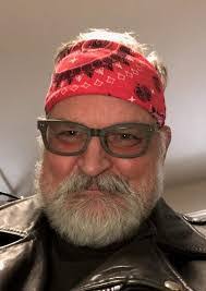 Brenda Fosdick's Instagram, Twitter & Facebook