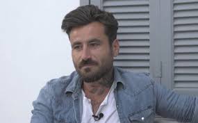 Τόσο ο γιώργος μαυρίδης όσο και η κρίστη καθάργια, είναι ιδιαίτερα ενεργοί στα social media. Giwrgos Mayridhs Poia Einai Kristh Ka8argia Me Thn Opoia Diathrei Sxesh Eikones Thecaller