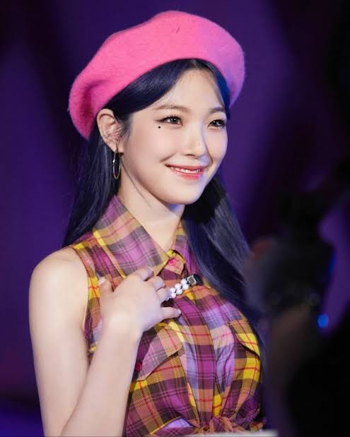 images?q=tbn:ANd9GcTVTeJAx4bi6TxQ2ZPFT1f