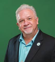 Robert Zelenka's Instagram, Twitter & Facebook