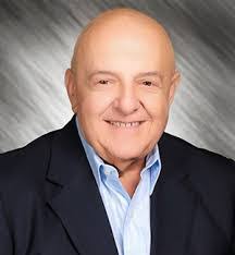 Peter Muzzy's Instagram, Twitter & Facebook