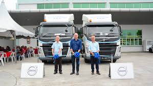 Shipments available for tuan sanawi tuan ngah sdn bhd, updated weekly since 2007. A Deal Sealed With Trust And Confidence Between Volvo Trucks Malaysia And Teo Tuan Kwee Sdn Bhd