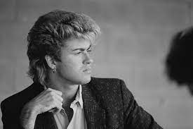 George michael was born georgios kyriacos panayiotou in finchley, north london, in the united kingdom, to lesley angold (harrison), a dancer, and kyriacos panayiotou, a restaurateur. Zum Tode George Michaels Reaktionen Greatest Hits Offene Fragen Musikexpress