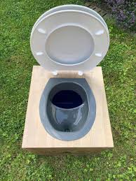 Doch es gibt einfache hausmittel, mit denen du die verstopfte toilette schnell wieder frei bekommst. Trocken Trenn Toilette Selber Bauen Leichter Als Gedacht Trockentoilette Gartentoilette Komposttoilette