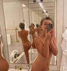 Naked nude celeb