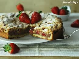 Sbriciolata alle fragole e mascarpone un dolce fresco, veloce e facile da preparare che annuncia la primavera. Sbriciolata Di Fragole Mascarpone E Nutella Passionecooking