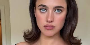 How to Blow-Dry Straight Hair for Body, Bounce, and Shine