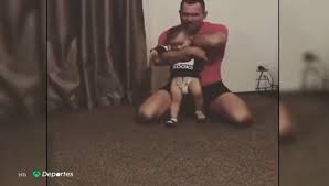 Nuestros juegos de 2 jugadores incluyen todo tipo de enfrentamientos únicos e intensos. Rowan Baxter Los Macabros Juegos Con Sus Tres Hijos Antes De Quemarlos Vivos