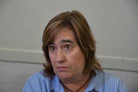 EL DIPUTADO JUAN MANUEL LÓPEZ EN SALADILLO El Diputado Nacional Juan Manuel  López realizó una visita y recorrida por Saladillo, ciudad que lo vio  nacer, junto Elsa Llenderozas, el Intendente de la