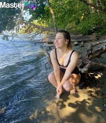 Taylor Tomlinson Nude OnlyFans Leak Picture QFh6CsiN6Q | MasterFap.net