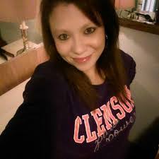 Yvette Cermeno's Instagram, Twitter & Facebook