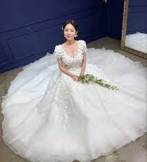 But i don't know why they hide that news from army. Pin By Ê°Ê² On M E J I W O O Pretty Wedding Dresses Wedding Dresses Korean Wedding Dress