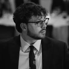 Happy St. Patrick's Day! We are giving two LUCKY winners these spring  essentials: sunglasses and a Fanny pack! HOW TO ENTER: -Like this post  -Make sure you're following us -Comment your favorite… |