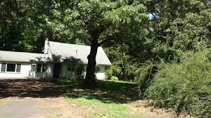 Southbury Training School In Connecticut Has An Abandoned Neighborhood In 2021 Haunted Places The Neighbourhood Abandoned