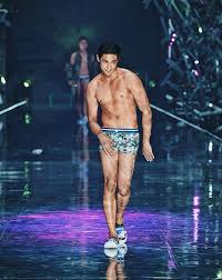 Maybe you would like to learn more about one of these? Kiko Estrada Hypnotizing The Bench Lifestyle Clothing Facebook