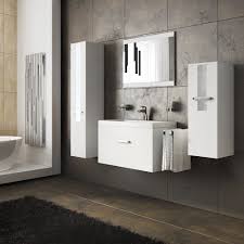 Badezimmermobel Mit Viel Stauraum Wenn höhe, position und kombination stimmen, erleben sie ästhetisches vergnügen und wassergenuss. badezimmermobel mit viel stauraum
