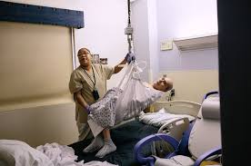 At Va Hospitals Training And Technology Reduce Nurses Injuries Va Hospital Nursing Profession Hospital
