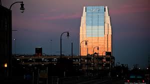 Moved bank headquarters from tama, ia to marshalltown, ia. Pinnacle Ranked Among The Nation S Top 25 Banks Nashville Business Journal