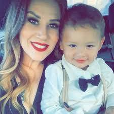 Amber Araiza's Instagram, Twitter & Facebook