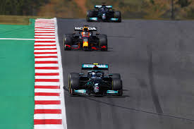 Almost 200,000 litres in a single season during practice session and racing session. F1 Hamilton Explains Costly Split Second Glance At Restart