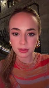 Callie Walker's Instagram, Twitter & Facebook