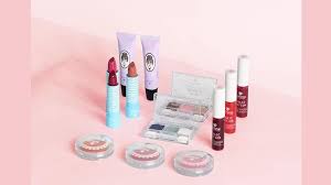 Cek database nama, alamat kantor / pabrik, nomor telepon perusahaan kosmetik dan alat kecantikan yang ada di dki jakarta berikut: Berbagai Jenis Produk Emina Dan Fungsinya Lengkap Moiamor