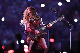 New song sing by shakira shakira latest song shakira latest video shakira new song 2020 shakira song waka waka shakira new. Shakira Plays Guitar Drums During Super Bowl Liv Halftime Show