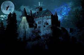 Pin By Rihadaatul Aisy On Rumah Haunted Castle Halloween Haunted Houses Castle