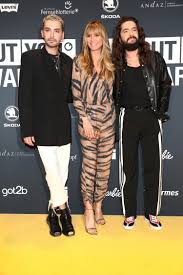 Heidi klum and husband tom kaulitz's 16 year age difference might have made headlines in the past, but in more recent news, the couple has gained the spotlight for klum gushing about just how perfect kaulitz is. I Just Realized Tom Kaulitz Heidi Klum S Husband Is One Of The Identical Twins From The Band Tokio Hotel
