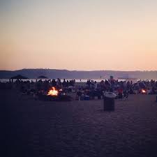 You have to arrive early in the morning, stay all day and, in rare cases, spar verbally or physically to in winter, when nighttime beach weather can turn chilly, a few fire pits sometimes go unused. Photos At Coronado Beach Bonfire Coronado Ca