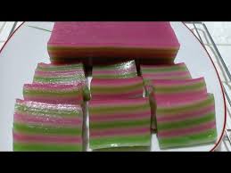 #ide jualan #kue tradisional #gagalselamat datang di channel ibnu firli.selamat mencoba.aku hastag gagal karena warnanya tidak sesuai ekspektasi. Resep Lapis Tapioka Cara Membuat Lapis Pandan Tapioka Kue Lapis Pandan Tapioka Nyun Pan Youtube