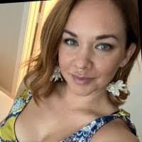 Janelle Levine's Instagram, Twitter & Facebook