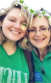 Hi all! I just wanted to introduce myself and share a photo I took. It's a  little old bc like a year ago my front facing camera broke so I don't take