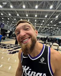 Good morning!!!! Allen Stiles @The StilesFiles 19m There is a belief around  the league that the Kings are prepared to be very opportunistic heading  into tonight's draft. but won't force the issue.