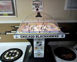 Super Chexx Bubble Hockey Custom Painted Palyers And Decals Custom Paint Bubbles Chicago Blackhawks