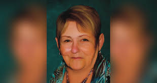 Gail Holder's Instagram, Twitter & Facebook