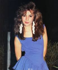Look, we all know we are more interested in looking at female celebrities than male ones (except you ryan, calm down). Famous 90s Women We Still Have Crushes On Kiwireport