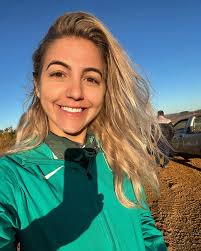 Scarlet Borges (@scarlet_enila) • Instagram photos and videos