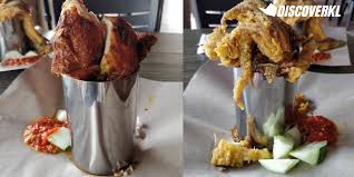 Nasinya sedap dan ayam juga sedap. Seri Keningau Shah Alam Restaurant Nasi Kukus Tonggek